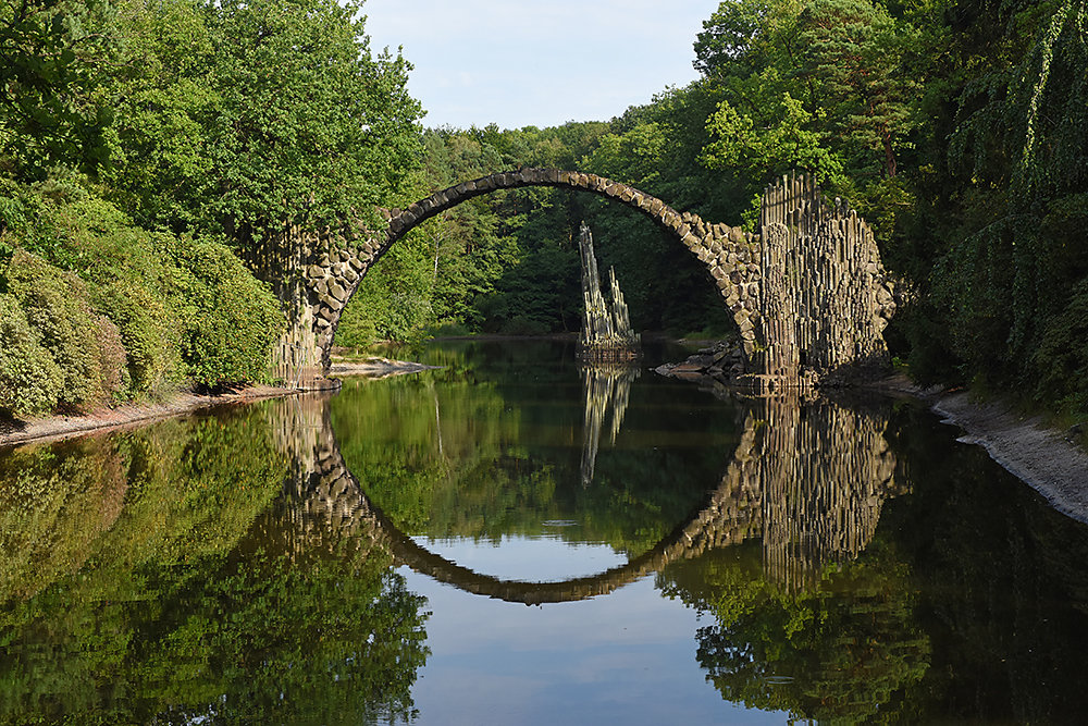 Kromlau-Rakotzbruecke.jpg