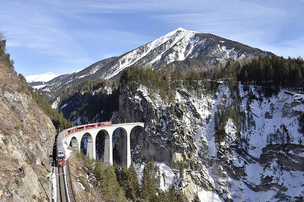 Graubuenden-Eisenbahn.JPG